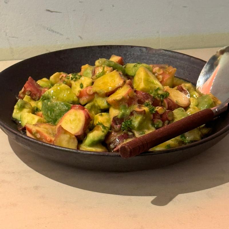 タコとアボカドのマリネ(カフェレストラン ベルツ 三田)