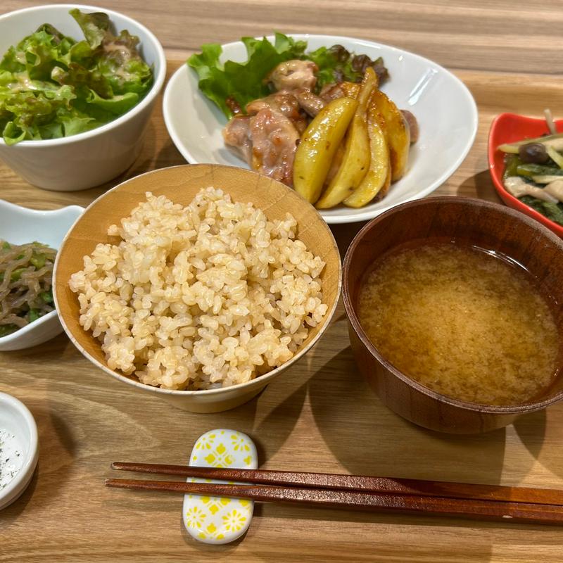 山セット（鶏とじゃがいもの味噌マヨ炒め）(きせきの食卓 セレオ八王子店)