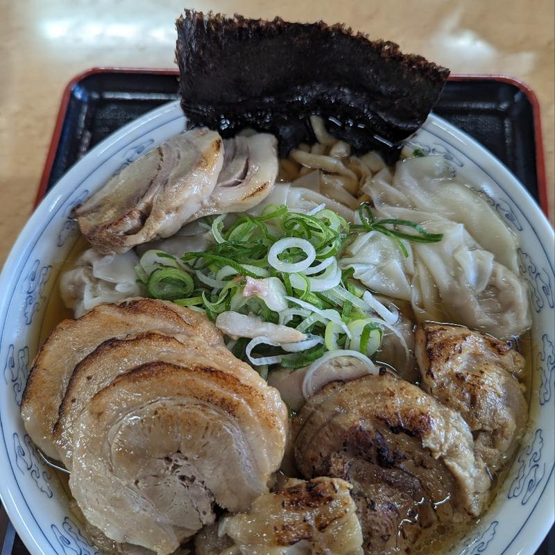 ワンタンメン（中）期間限定(中華そば雲ノ糸 酒田店)