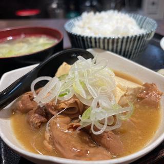 モツ煮定食(居酒屋 | マルミヤ 立川店)