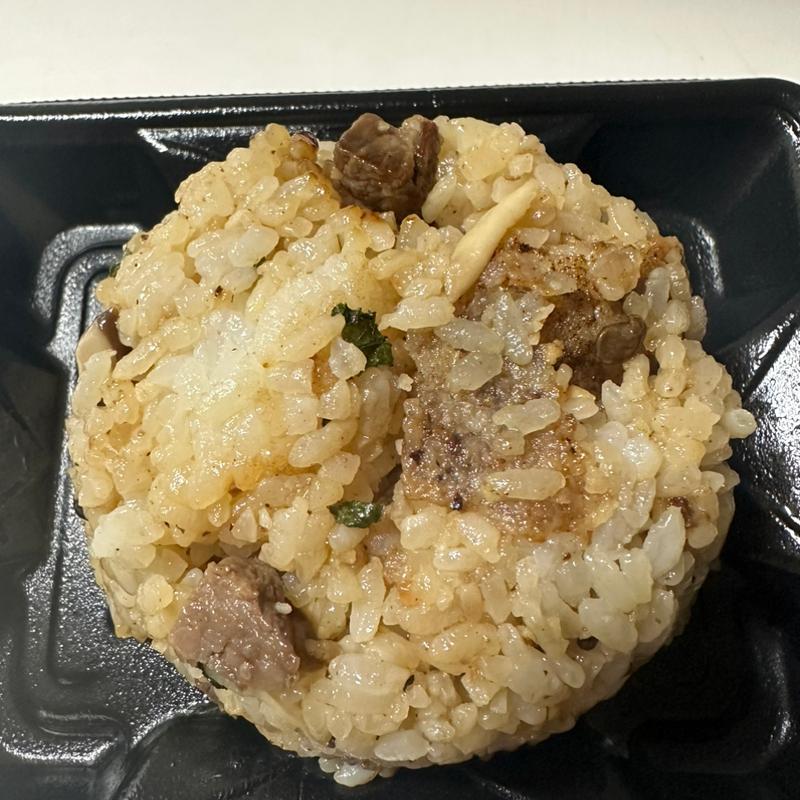 広島牛 ガーリックライス(ビーフ青ひげ)