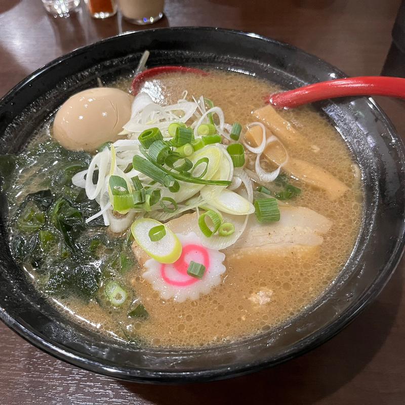 味玉味噌ラーメン(北海道ラーメン温)