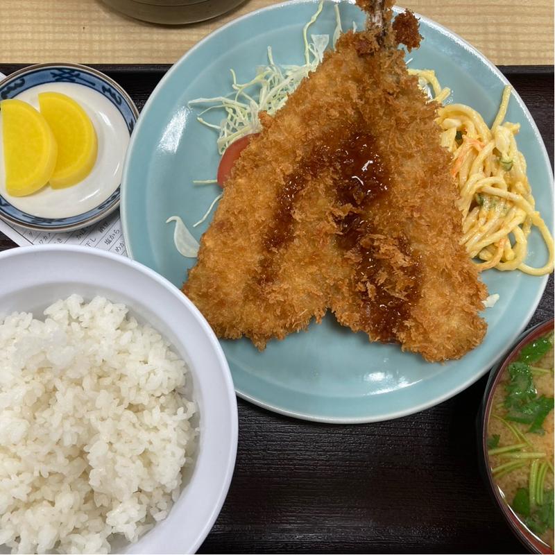 アジフライ定食　大(動坂食堂 （ドウザカショクドウ）)