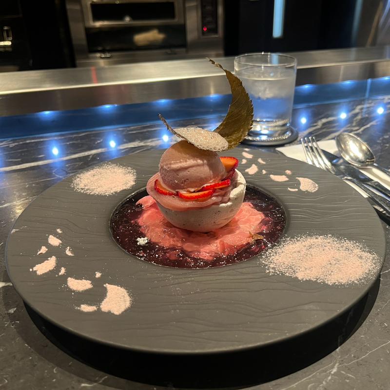 夜桜(Toshi Yoroizuka Mid Town)