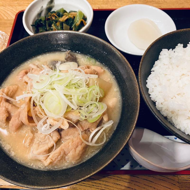もつ煮定食(串焼 たくま)