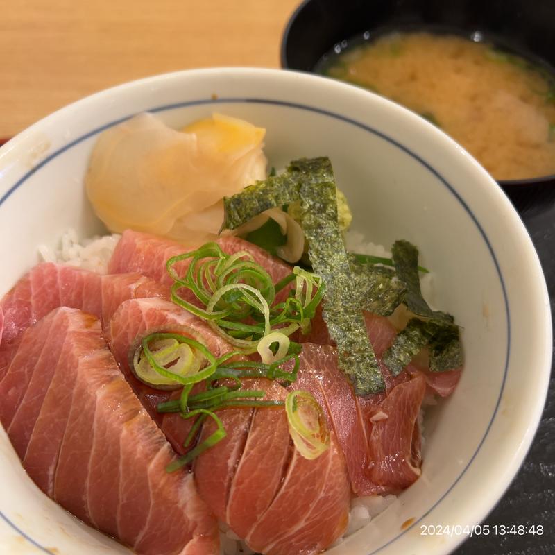 まぐろハラモ漬け丼(目利きの銀次 神保町駿河台下店)