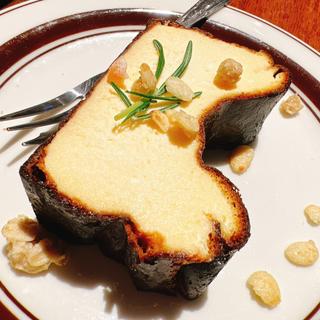 バスクチーズケーキ(カフェレストラン ベルツ 三田)