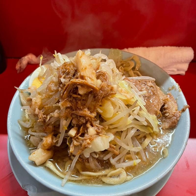 ラーメン麺少なめ(ラーメン富士丸 西新井大師店)
