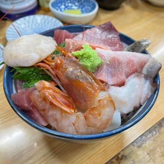 ランチ5色海鮮丼(Kitchen 馬鹿や)