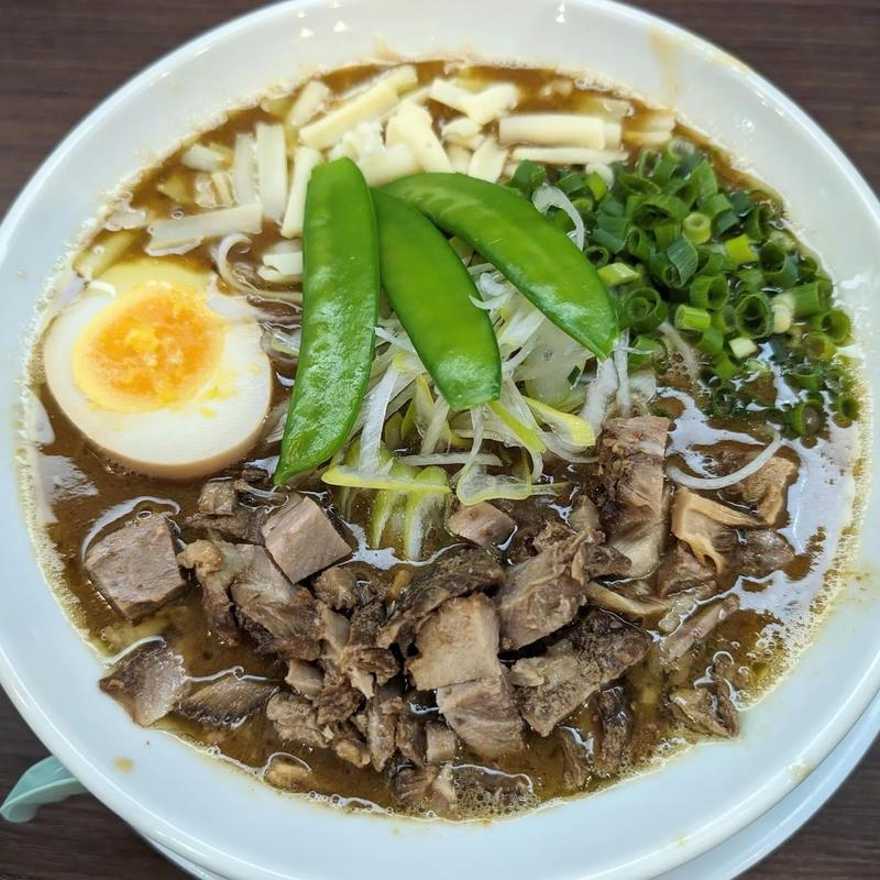とんこつカレーだるまラーメン(だるま大使 本店 )