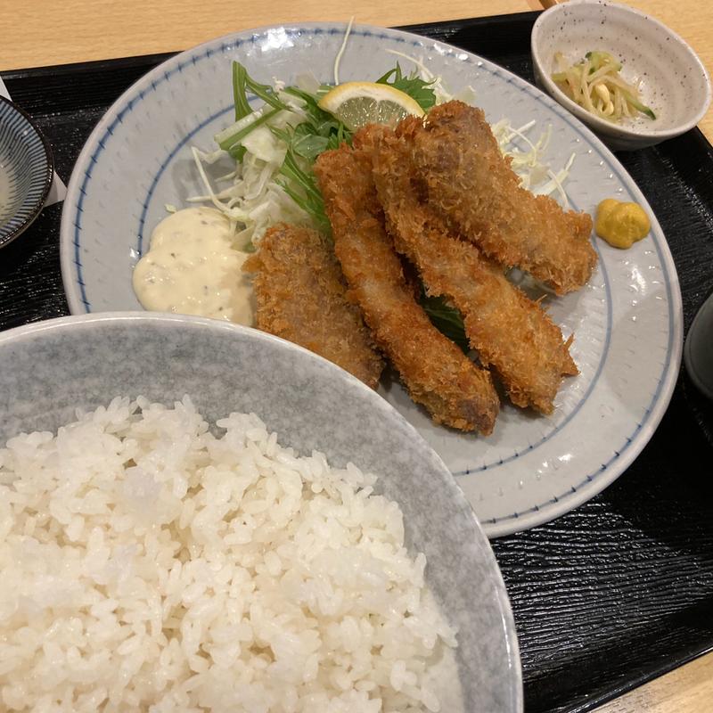 まぐろフライ定食(万福食堂 辰巳店)