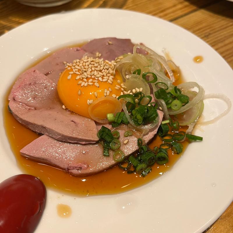 レバユッケ(関内 もつ焼のんき)