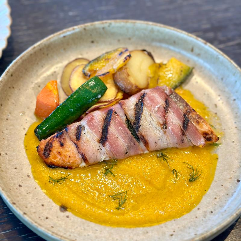 サーモンのグリルドベーコン包み(THE CITY BAKERY グランベリーパーク)