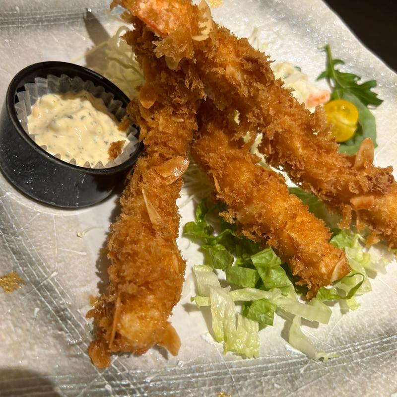 満足大エビフライ(わらべ菜魚洞 （わらべさいぎょどう）)