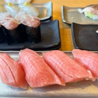 中トロにぎり(町のすし家 四季花まる すすきの店)