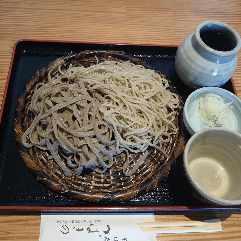 あいもり(黒挽き十割と十割)＋大盛り(そば処　椿野 )