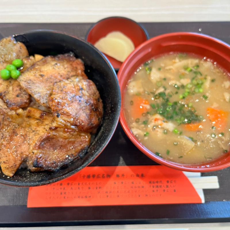 豚汁セット　4枚(豚丼のぶたはげ 札幌北広島店)