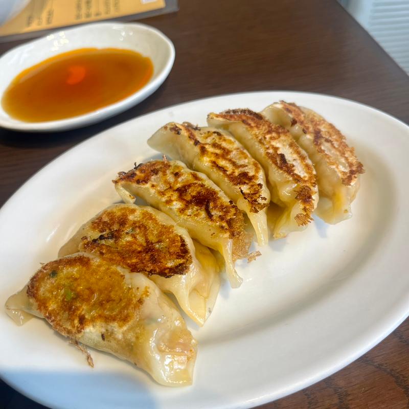 ギョーザ(ラーメン銀閣)