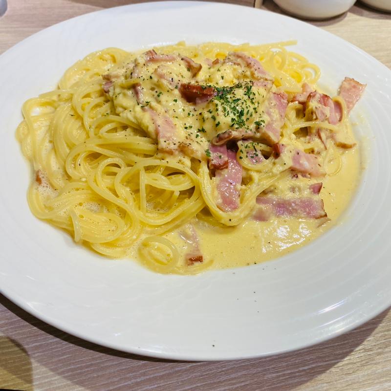 ベーコンとたまご(スパザウルス - パスタ)