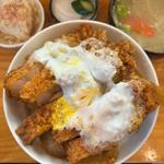 かつ丼(千鳥町 とんかつ燕楽)