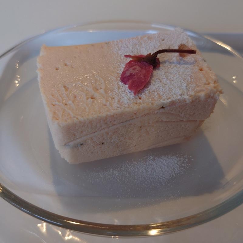 さくらチーズケーキ(Cafe Cherish)
