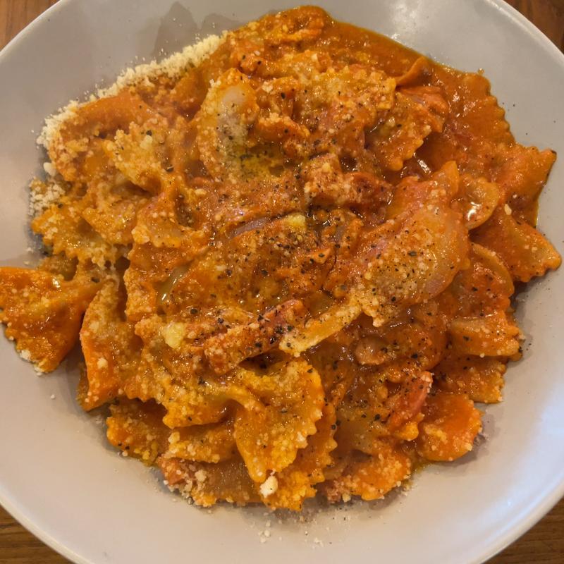 トマトクリームのショートパスタ(Inf 隅田川イタリアン)