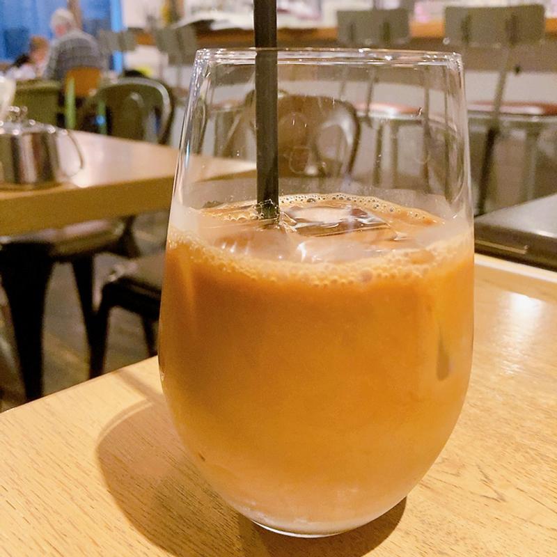 アイスカフェオレ(MELANGE De SHUHARI Bistrot&Cafe （メランジュドゥシュハリビストロアンドカフェ）)
