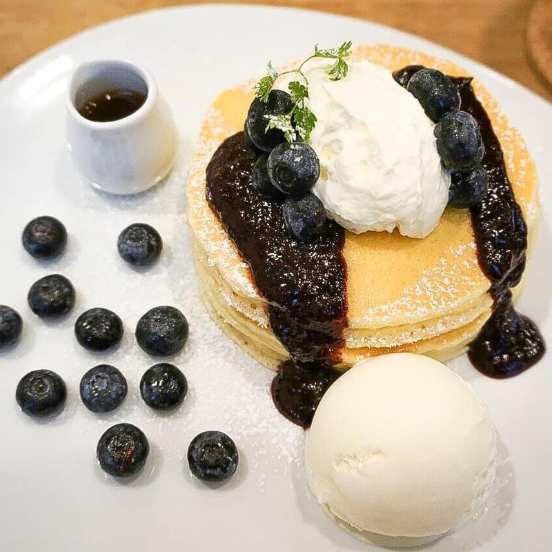 ブルーベリーパンケーキ(パンケーキママカフェ VoiVoi （ヴォイヴォイ）)