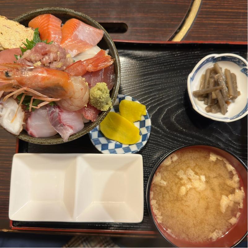 海鮮丼(蔵八 )