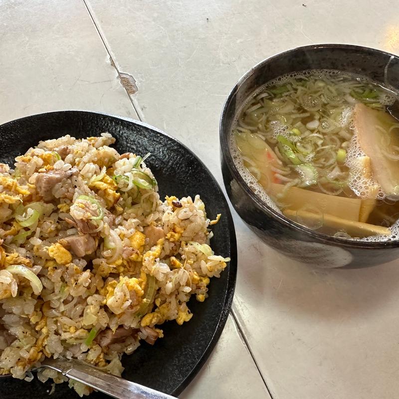 炒飯(加登屋食堂 （かどやしょくどう）)