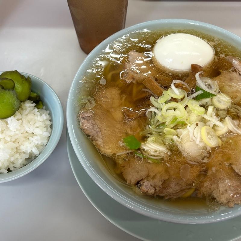 中華そばにゆで卵(中野 邦ちゃんラーメン)