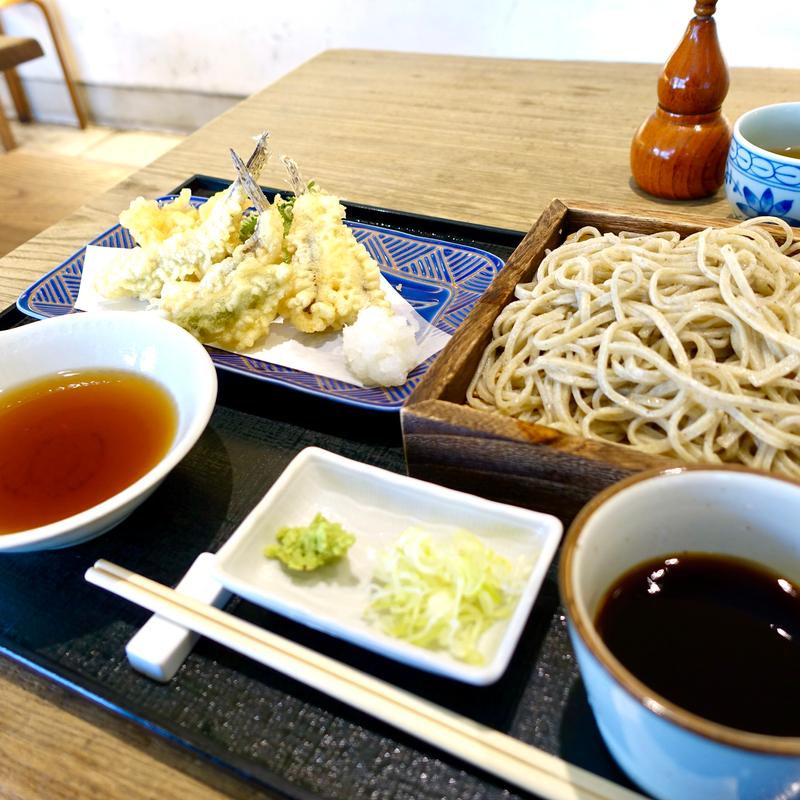 本日の天ぷら盛りとざる(そば打ち 松林)