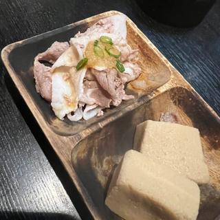 お通し(とりぞう 都町店２羽め )