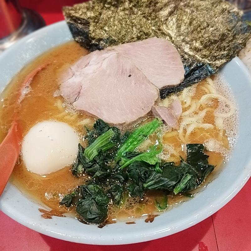 特選　中(横浜ラーメン おか本)