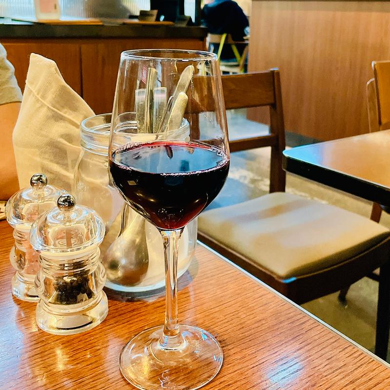 赤ワイン(エビスフードホール)