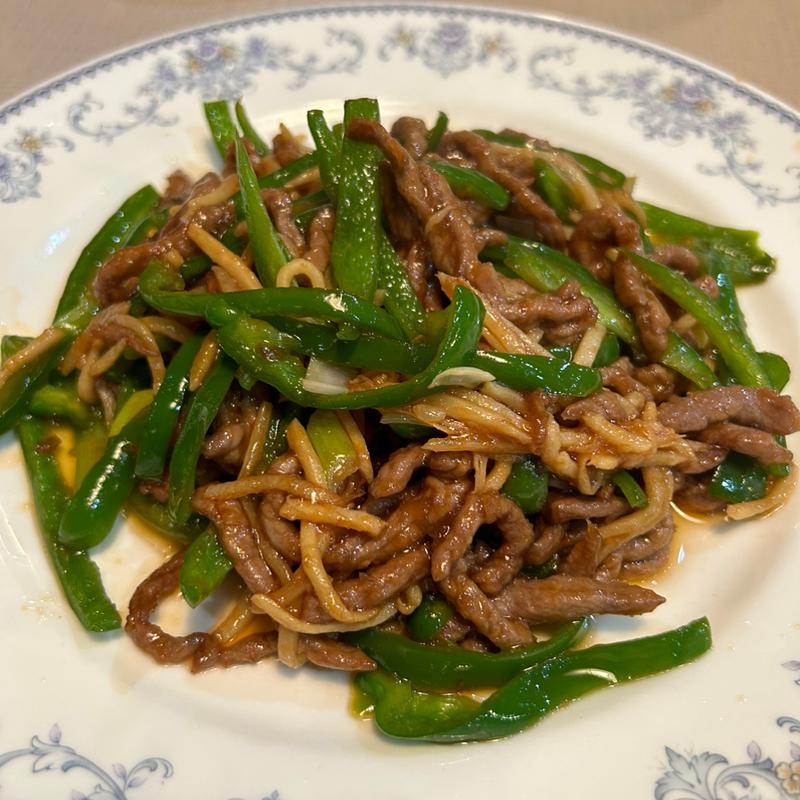 牛肉とピーマンの炒め(太原 （タイゲン）)