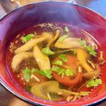 キノコとワカメのスープ（本日のランチ）(半田舎料理 おか星)