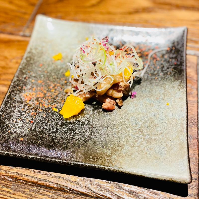 定番の鴨すきコース　もも肉のたたき(Na Camo guro (なかもぐろ))