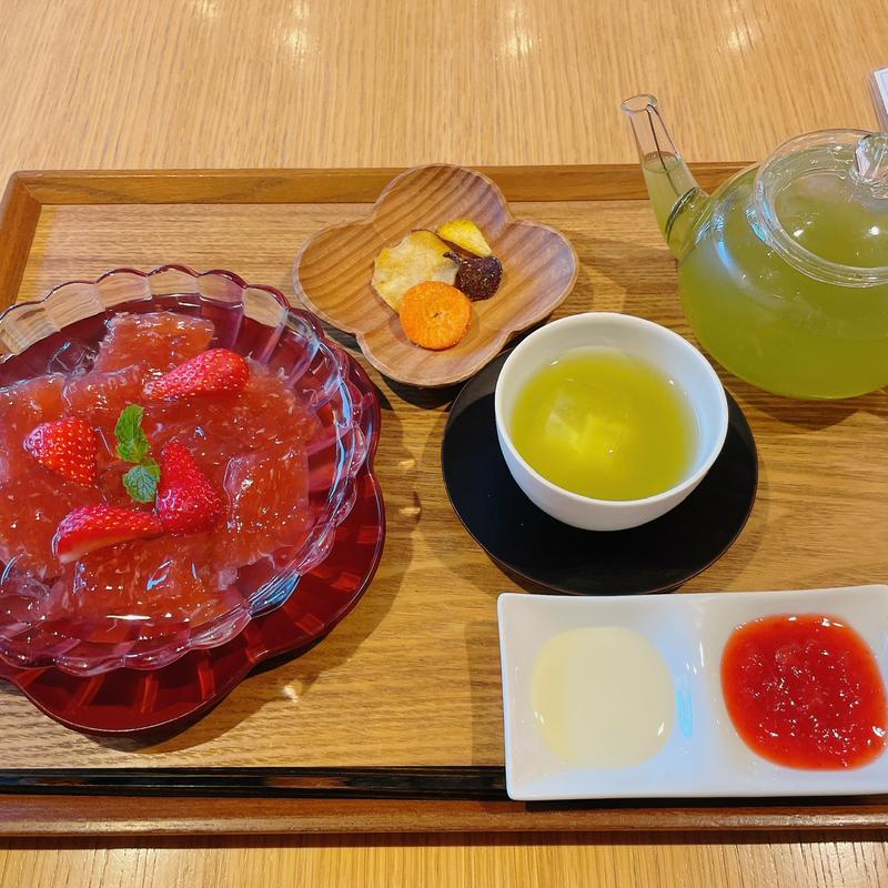 苺のわらび餅(麻布野菜菓子 )