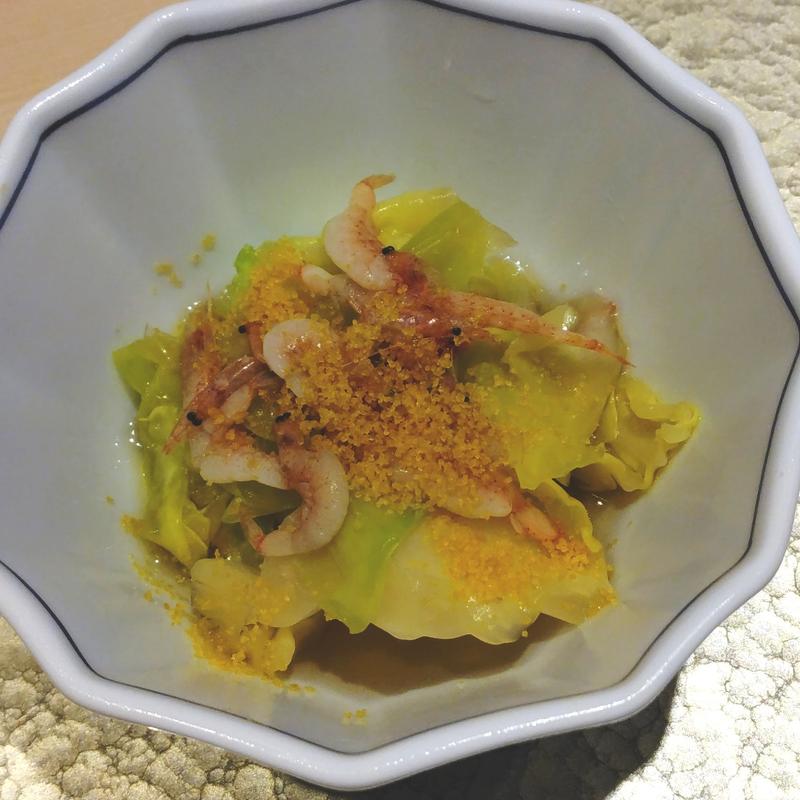桜えびと春キャベツの煮浸し(水道橋 鮨みつ)