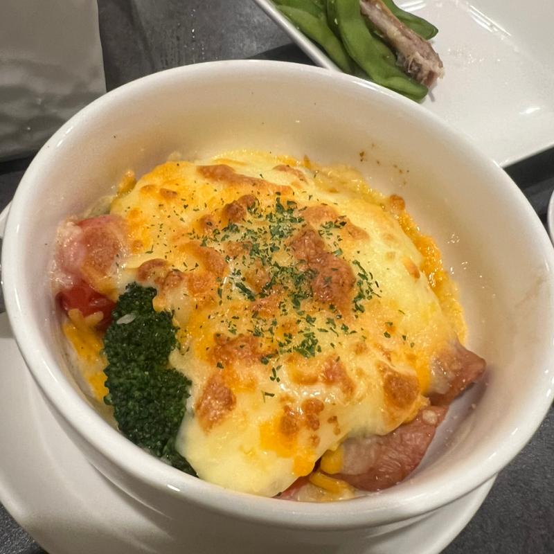 ブロッコリーとソーセージマヨ焼き(のみめしや 勝)