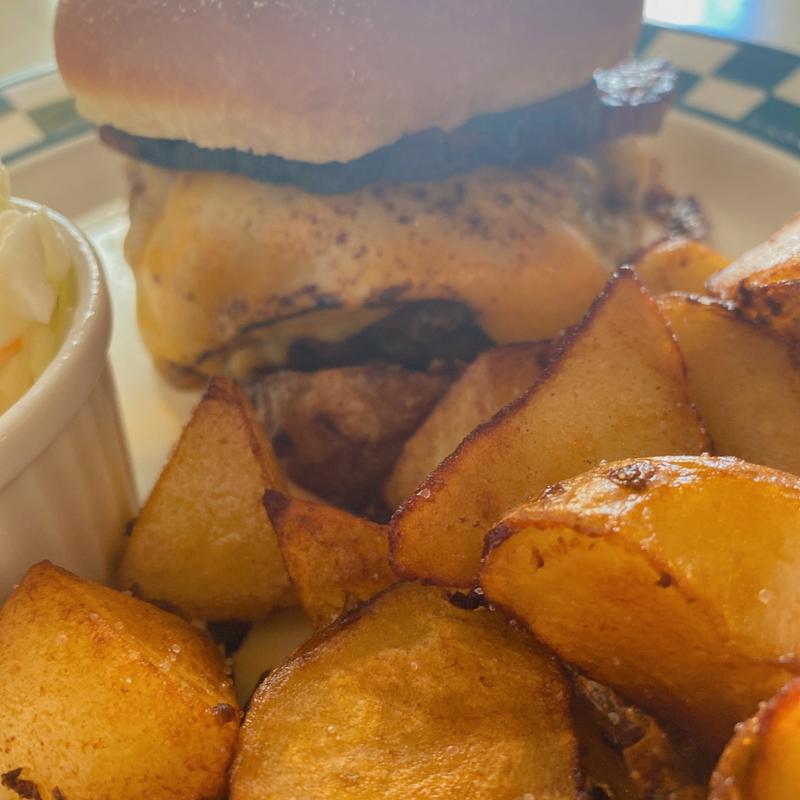 ルーサーイーバーガー(e-Burgers)