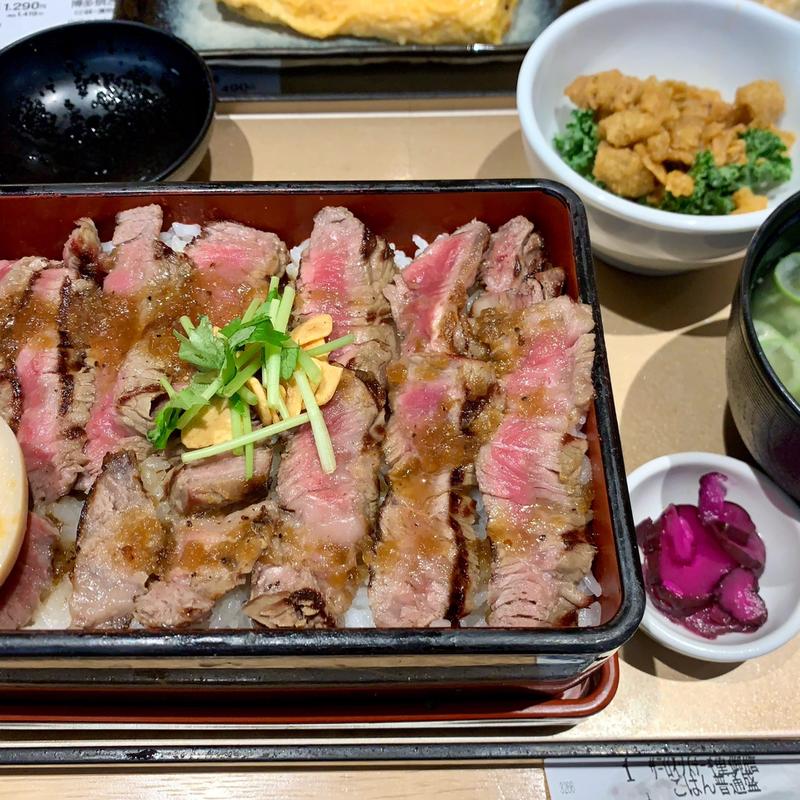 ステーキ重(竹乃屋 福岡空港店)