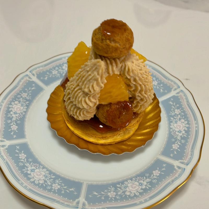 はっさくとプラリネのサントノーレ(エプルヴェイシカワ （Eprouver Ishikawa）)