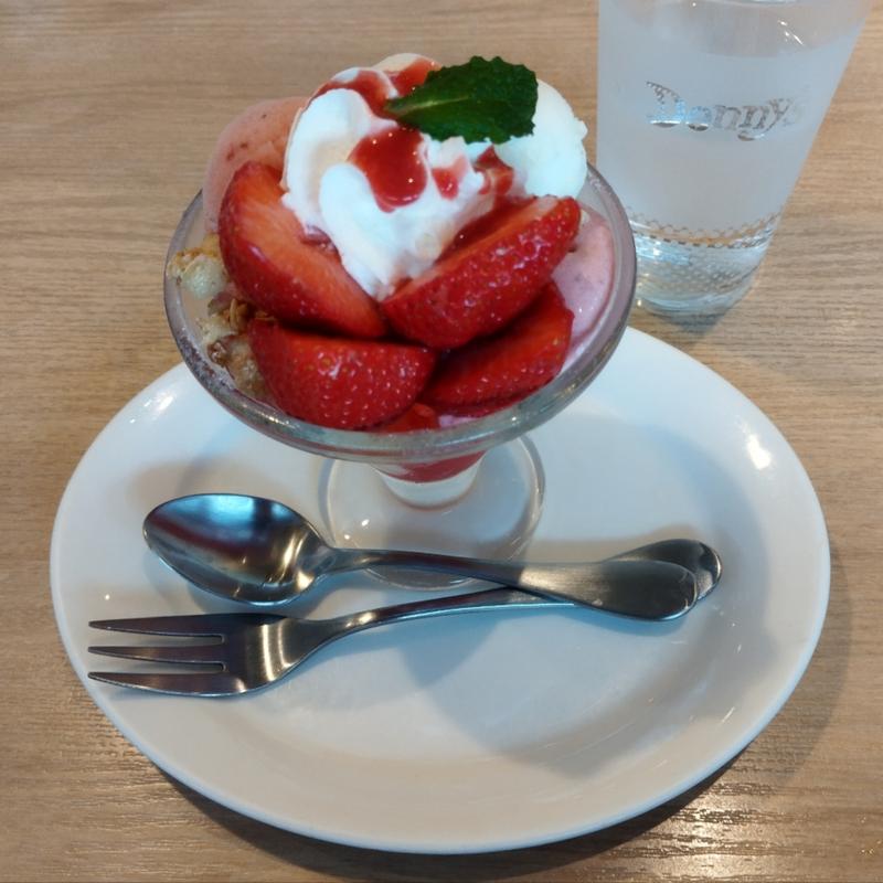 あまおうのミニパルフェ(デニーズ 亀有駅前店 )