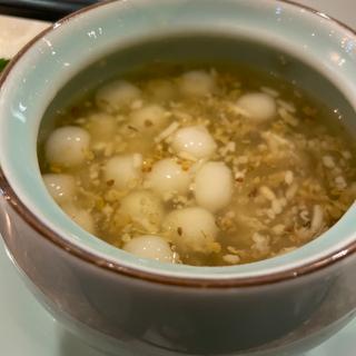 glutinous rice ball w/ osmanthus & sweet fermented glutinous rice(Social Place)