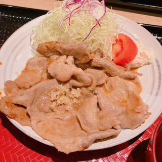 すりおろし生しょうがをたっぷり使った 豚肩ロースの生姜焼き定食(大戸屋 所沢プロペ店)