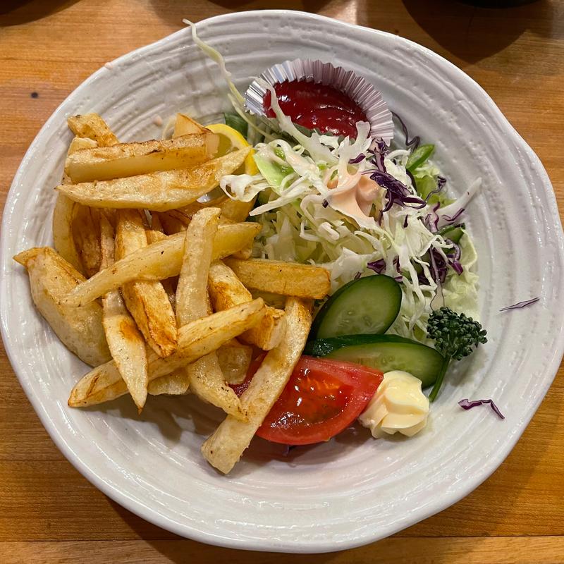 フライドポテト(もつ焼き稲垣)