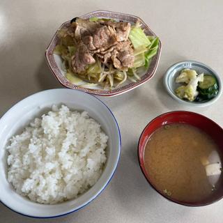 肉野菜炒め定食(中華料理 天狗 )