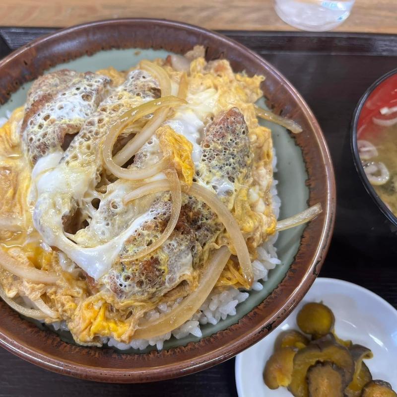 カツ丼(元町食堂)